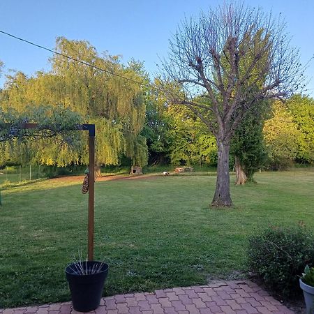 Bed and Breakfast La Grange Des Roisnes Longue Экстерьер фото